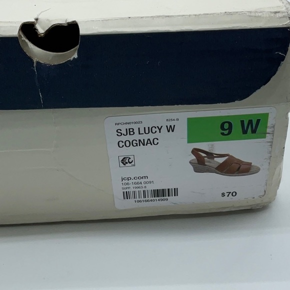 St. John’s Bay Lucy Cognac Wide - Picture 7 of 7